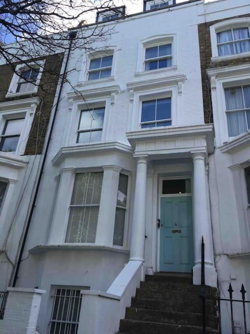 Newly Refurbished 2-Bedroom Flat In Notting Hill Londra Exterior foto